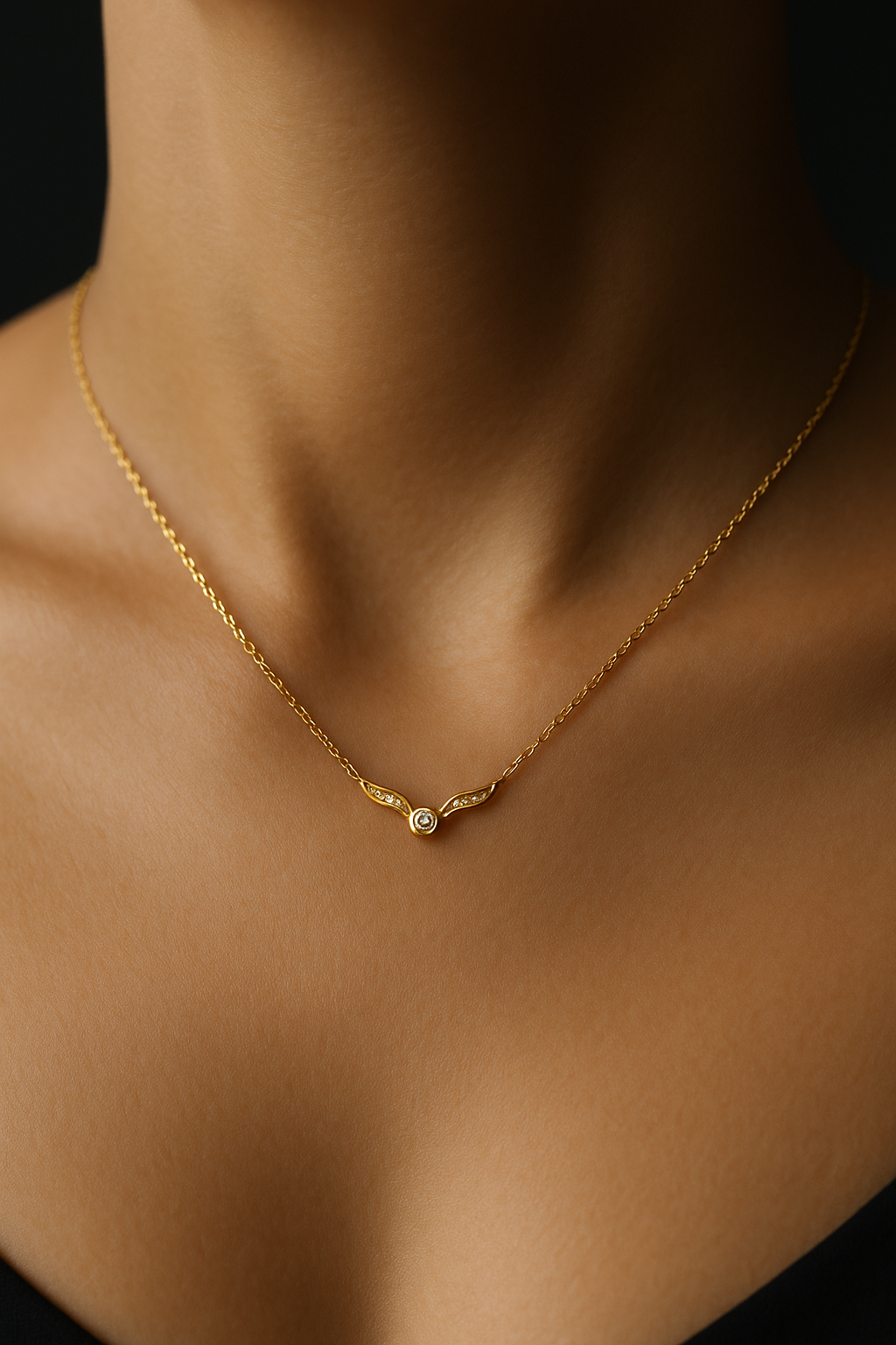 Collier Aurelis doré en acier inoxydable 316L – Jewelya AG